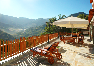 ΦΘΗΝΑ ΞΕΝΟΔΟΧΕΙΑ  ΜΕΤΣΟΒΟ , ΦΘΗΝΑ ΔΩΜΑΤΙΑ ΜΕ ΤΖΑΚΙ, ΠΡΟΣΦΟΡΕΣ ΞΕΝΟΔΟΧΕΙΩΝ ΜΕΤΣΟΒΟ, ΤΙΜΕΣ ΔΩΜΑΤΙΩΝ ΜΕΤΣΟΒΟ