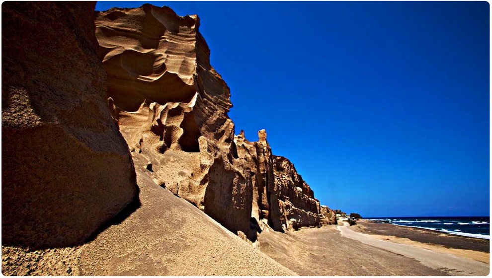 SANTORINI - info - information - traditional - products - beaches - fira - oia - ia - food - town - attractions - events, local, traditions,