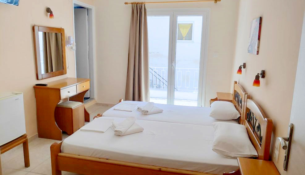 ΣΚΙΑΘΟΣ | Hotels | Rooms | Studios