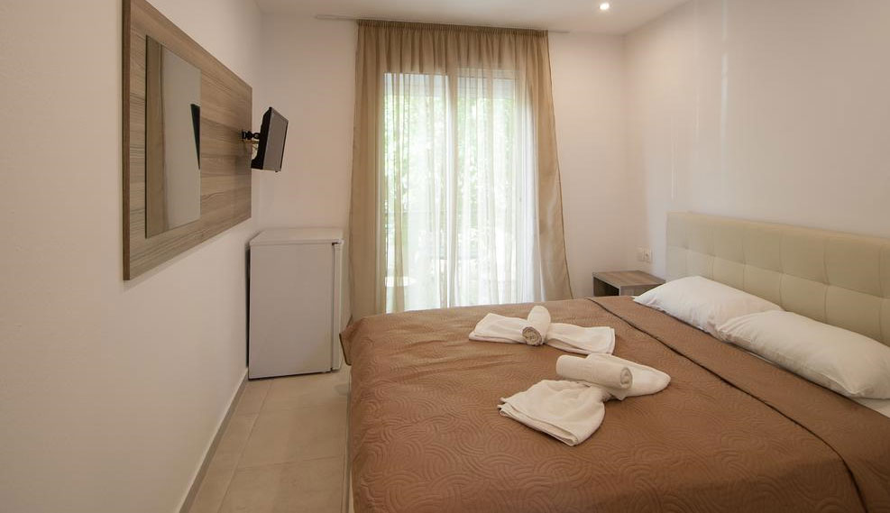 ΣΚΙΑΘΟΣ | Hotels | Rooms | Studios